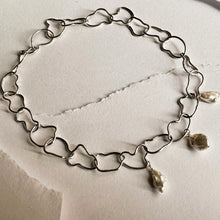 Load image into Gallery viewer, AMOEBIC CHOKER