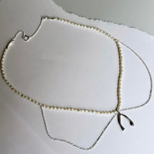 Load image into Gallery viewer, WISHBONE PEARL NECKLACE
